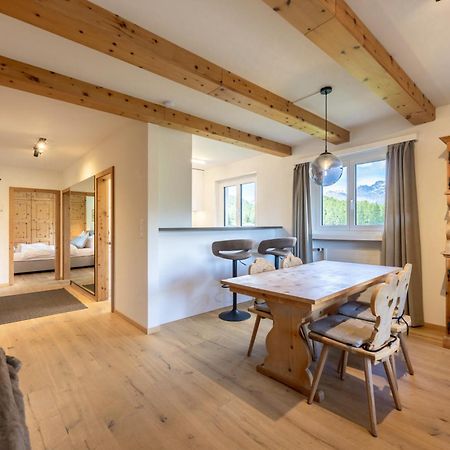 Cosy Apartment Facing Piz Rosatsch サンモリッツ エクステリア 写真